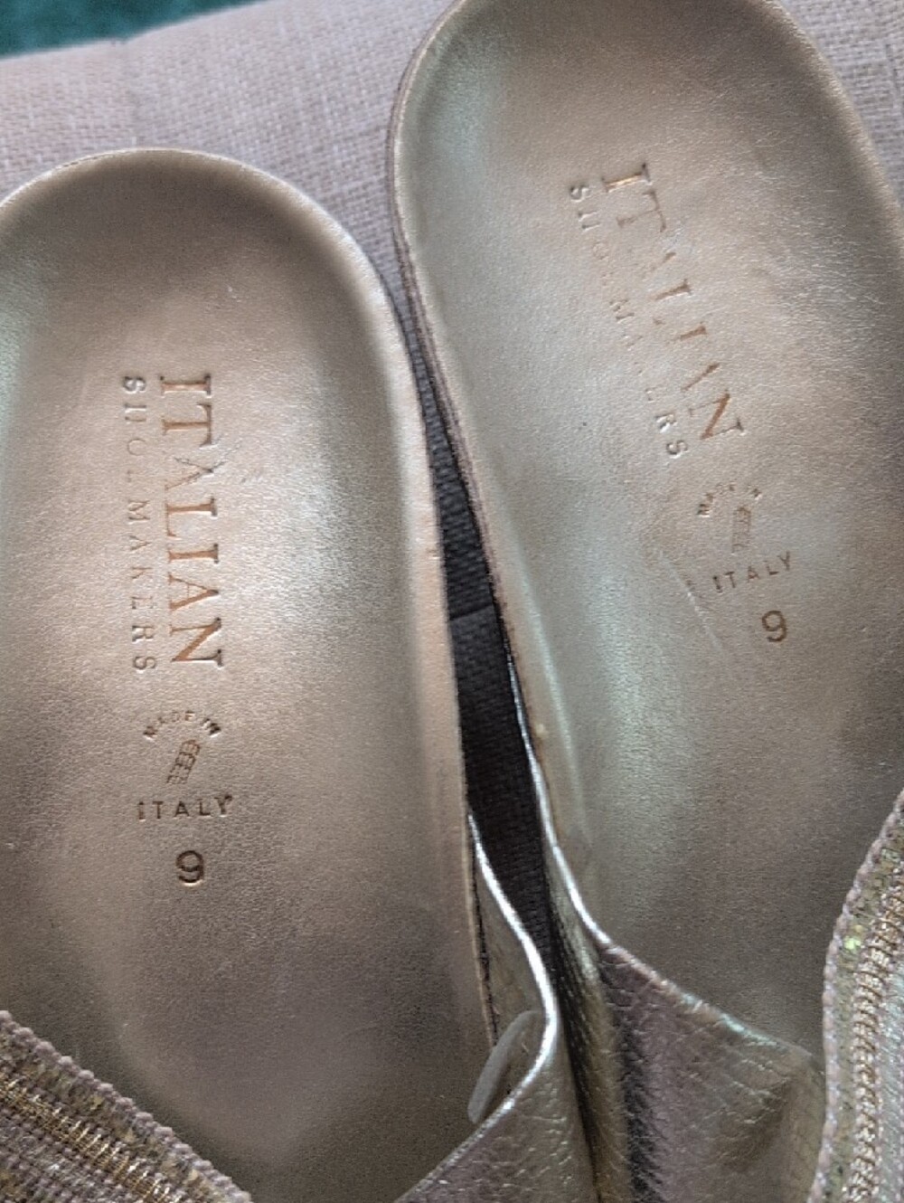 Italian Shoemakers Metallic Gold Crisscross Slide Sandals - Women - Picture 3 of 4